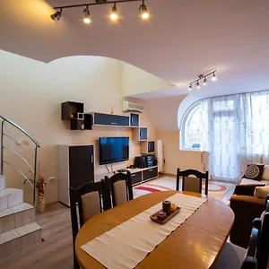 Maisonette Picadilly Varna